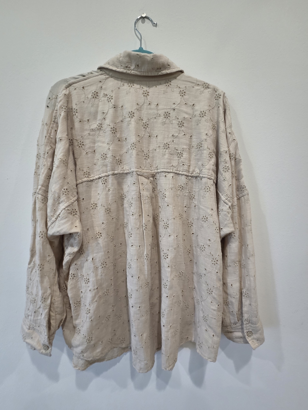 American Eagle Outfitters Cream Eyelet Button-Up Shirt - Picture 2 of 6